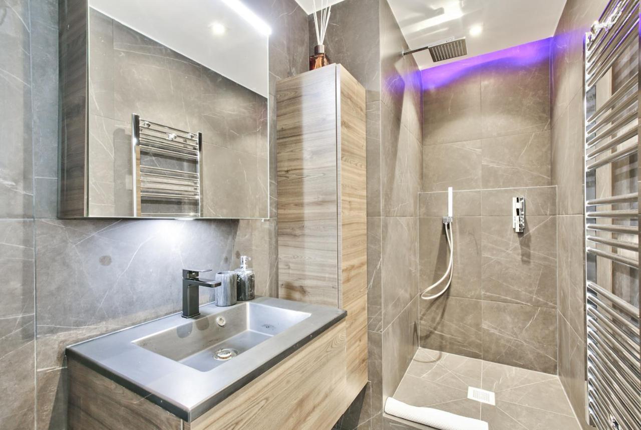69 - Authentic Parisian Home エクステリア 写真